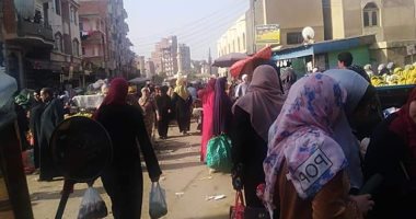 اضبط مخالفة.. إقامة سوق محلة زياد بسمنود وتجاهل قرارات المسئولين