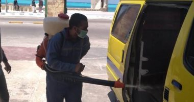صور.. تطهير وتعقيم نقاط وسيارات الإسعاف وشرطة الترحيلات بمطروح