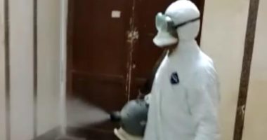 صور.. تعقيم المستشفى العام وتوزيع 67 ألف كمامة على المنشآت الحكومية بالفيوم