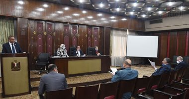 "قوى البرلمان" توصى بصرف العلاوة الدورية للعاملين بالقطاع الخاص