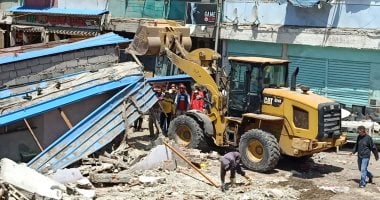 تنفيذ 20 قرار إزالة بسوق ال 5000 بحى الزهور ببورسعيد.. صور