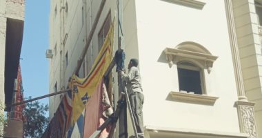 صور.. إيقاف أعمال هدم فيلا وترميم محل بدون ترخيص بالزقازيق