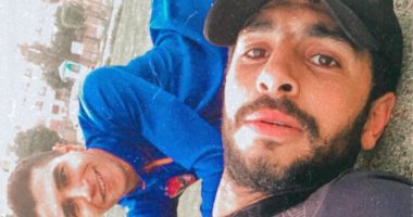 أيمن أشرف يتحدى كورونا بوصلة تدريب صباحية برفقة أحد أصدقائه
