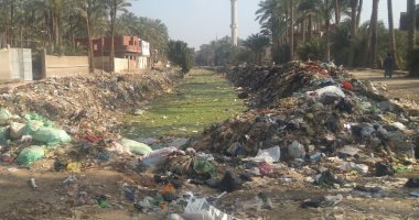 أهالى مدينة القرين بالشرقية يطالبون بتطهير مصرف أبو عون خوفا انتشار الأوبئة