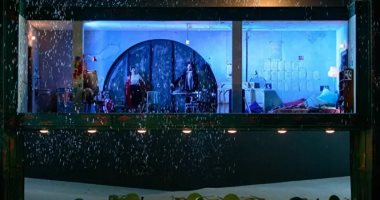 مسرح فى روسيا يقيم حفلاته وعروضه بحضور متفرج واحد بسبب كورونا