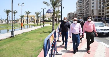 محافظ بورسعيد يوجه رؤساء الأحياء بتكثيف أعمال النظافة