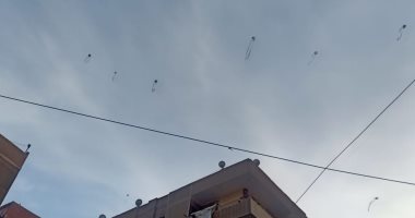صور.. طائرات ورقية تحلق فى سماء بشتيل بالجيزة احتفالا بشم النسيم