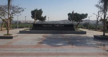 غلق طريق كورنيش النيل بالمنيا ومنع سير السيارات والدارجات البخارية 