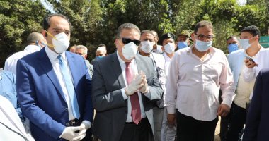 محافظ المنوفية: توزيع 2000 كرتونة أغذية ومطهرات وكمامات لقرى هيت وكفر بلمشط