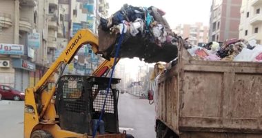 صور.. حملات نظافة وتطهير وفض الأسواق بالزقازيق 