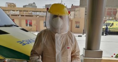 الجيش الأبيض.. "أحمد" مشرف بهيئة الإسعاف على خط مواجهة كورنا فى كفر الشيخ
