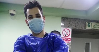 "جيشنا الأبيض".. "حازم" من تمريض الطوارئ بمستشفى المنيا فى مواجهة كورونا
