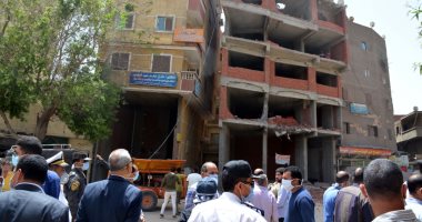 محافظ القليوبية يقود حملة مكبرة لإزالة طوابق مخالفة بشبرا الخيمة
