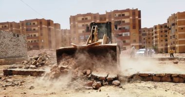 إزالة 365 حالة تعدى تم تنفيذها خلال فترة الحظر بأسوان.. فيديو وصور