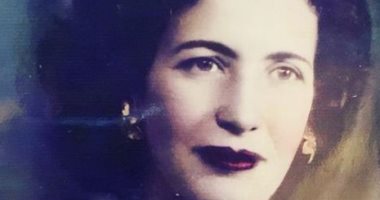"كانت ستفخر بيك"..محمد حديد يحتفل بعيد ميلاد ابنته جيجي بصورة قديمة لجدتها