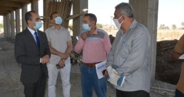 نائب محافظ سوهاج يفتتح 182 منزلا  بعد إعادة تأهيلها بقرى مركز طهطا