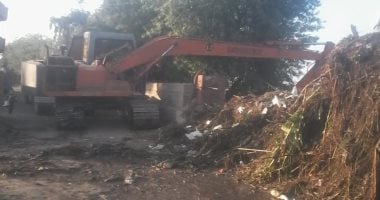 أهالى قرية جبارس بحرى بالبحيرة يطالبون رفع مخلفات تطهير ترعة أبو دياب