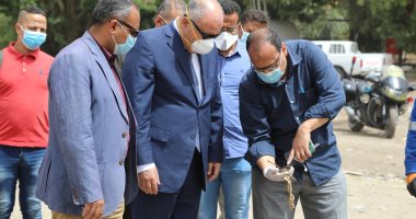 محافظ قنا يتفقد مصنع تدوير المخلفات بالصالحية.. صور
