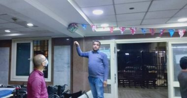 "بكرة أحلى بيكم" شباب زفتى يزينون المنشآت العامة والمستشفيات احتفالا بشهر رمضان