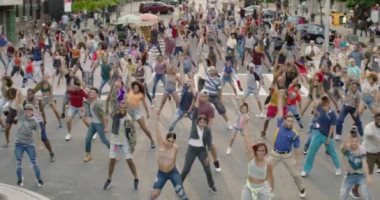 11 مليون دولار لـIn the Heights فى خمسة أيام