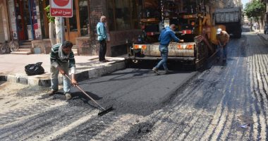 صور.. تنفيذ مشروعات رصف شوارع فى حى ثان طنطا بـ1.5 مليون جنيه