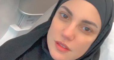 قمر رمضان.. درة تهنئ جمهورها لحلول الشهر الكريم بصورة بالحجاب