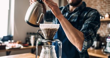 علماء يقدمون روشته مهمة لعمال النوبات الليلية للبقاء يقظين