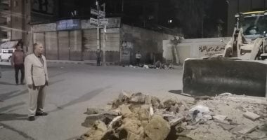 صور.. رفع الأكشاك بشارع الدراسات بالمنصورة للتوسعة وحملات لإزالة القمامة