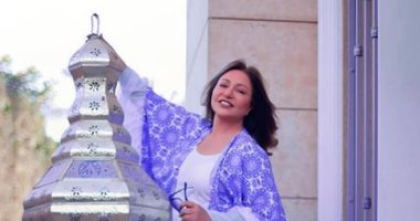 ليلى علوى تهنئ جمهورها بشهر رمضان: ربنا يتقبل منا صالح الأعمال