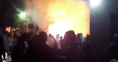 حريق ضخم يلتهم مخزن كتان فى شبرا ملس بالغربية.. صور