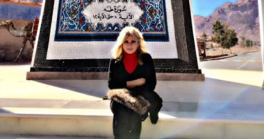  كل سنة وجيش مصر أعظم جيوش الأرض..حكيم وندى بسيونى يحتفلان بعيد تحرير سيناء