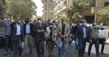 محافظ الجيزة يتفقد مشروعات الرصف للتأكد من عدم توقفها.. صور 