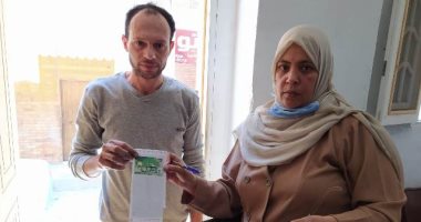تسليم 23 ألف 406 كارت فيزا لمستحقى معاش تكافل و كرامة بالشرقية