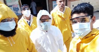 جيشنا الأبيض.. "محمد" مراقب صحى من أسيوط على خط مواجهة كورونا