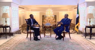 الفريق أول "البرهان" يكشف كواليس عزل الرئيس السودانى الأسبق "البشير"