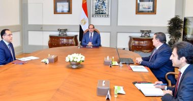 السيسي يوجه بتعزيز دور الإعلام والشفافية الكاملة لتقويض مخاطر انتشار الشائعات