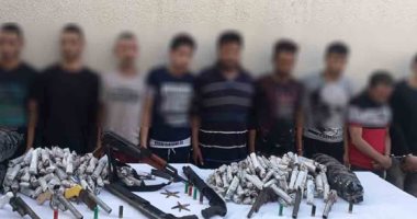 مجموعات قتالية تداهم بؤرة إجرامية بميت غمر وتضبط سلاح ومخدرات