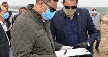 محافظ الدقهلية يعزل رئيس الوحدة المحلية بقلابشو لسوء الأداء والإهمال (صور)