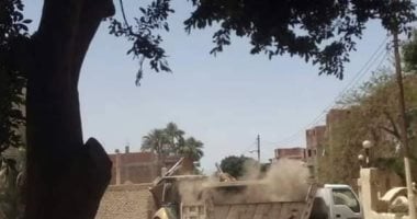 رفع 10 طن من القمامة بقرية مشطا بسوهاج وتعقيم الهيئات والمؤسسات الحكومية 