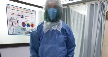 جيشنا الأبيض.. "أحمد" ممرض عناية مركزة من مستشفى منية النصر لمواجهة كورونا