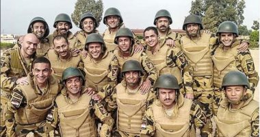 محمد عز يشارك صورة من كواليس مسلسل "الاختيار" خلال تصوير مشهد البرث