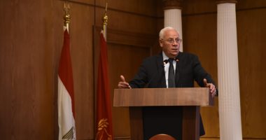 محافظ بورسعيد يكلف رؤساء الأحياء بسرعة انهاء المشروعات وإزالة التعديات (صور)