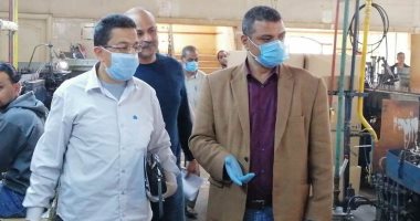 صور.. استمرار أعمال لجان المرور على المصانع بالمنطقة الصناعية بقويسنا