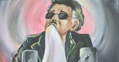 بالألوان الخشب والفحم.. "أروى" تشارك برسوماتها الفنية لإبراز موهبتها