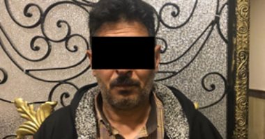 الأموال العامة تضبط موظف اختلس 300 ألف من جهة عمله بمطروح