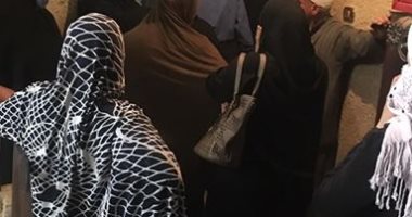 تكدس المواطنين فى مكتب التأمينات الاجتماعية بالمطبعة فيصل..صورة 