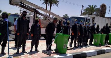 صور.. إدارة النظافة بالبياضية فى الأقصر تنظم عرض للمعدات الجديدة 
