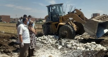 تنفيذ 2242 حالة إزالة لمخالفات البناء والتعديات بمختلف المراكز والأحياء بأسيوط