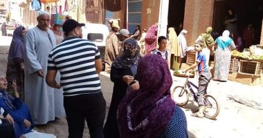 فض سوق قرية قشطوخ وطوخ دلكه وتعقيم وتطهير 5 قرى بأشمون لمواجهة كورونا