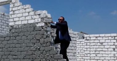 صور .. التصدى لـ 5 حالات بناء مخالف فى أحياء الإسكندرية 